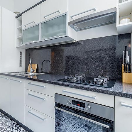 Newly Renovated Apartment In The Old Town براتسيلافا المظهر الخارجي الصورة