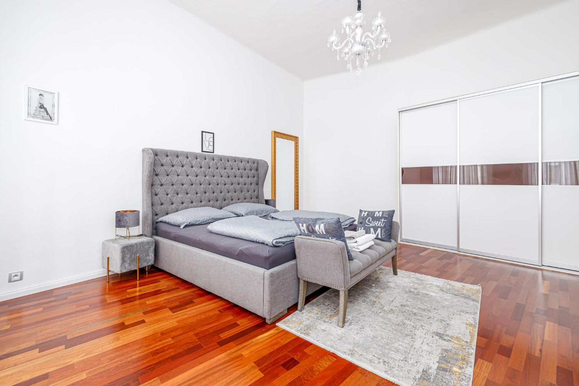 Newly Renovated Apartment In The Old Town براتسيلافا المظهر الخارجي الصورة