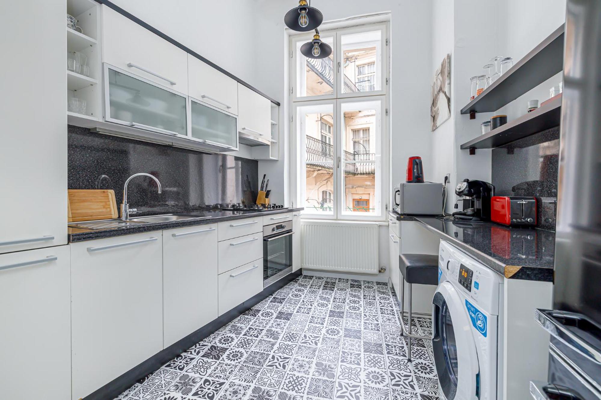 Newly Renovated Apartment In The Old Town براتسيلافا المظهر الخارجي الصورة